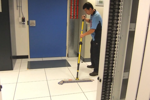 above-floor cleaning