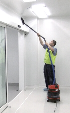 Data Centre Cleanroom Cleaning Services Bacs Contamination Control