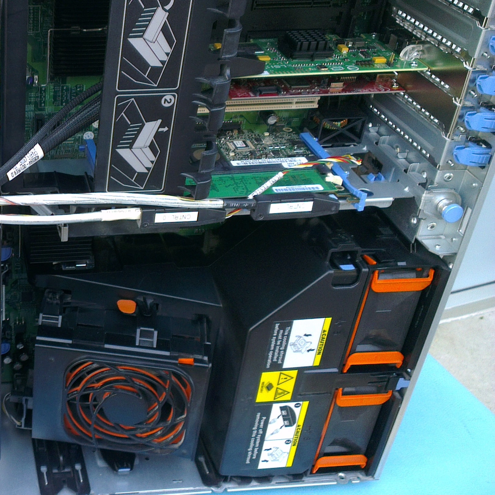 Clean server equipment after professional rack cleaning