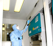 Pre-validation cleanroom cleaning